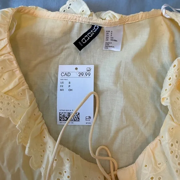 H&M Cotton Ruffled Blouse - Picture 4 of 4